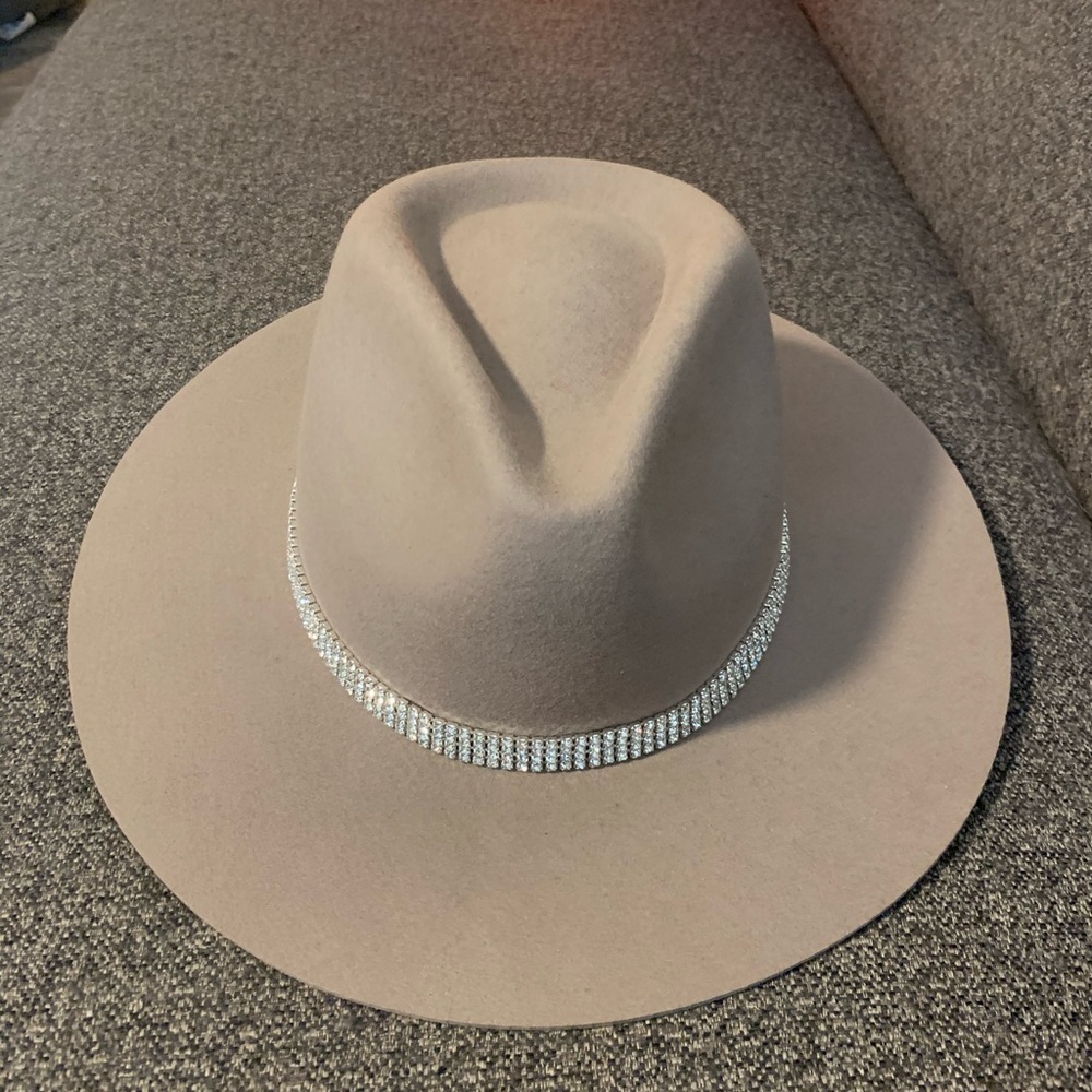 The Dorado - Stiff Wide Brim Garnished Fedora💎